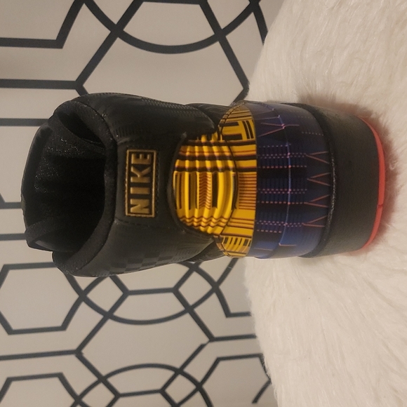 Jordan 2 retro BHM - Picture 3 of 3